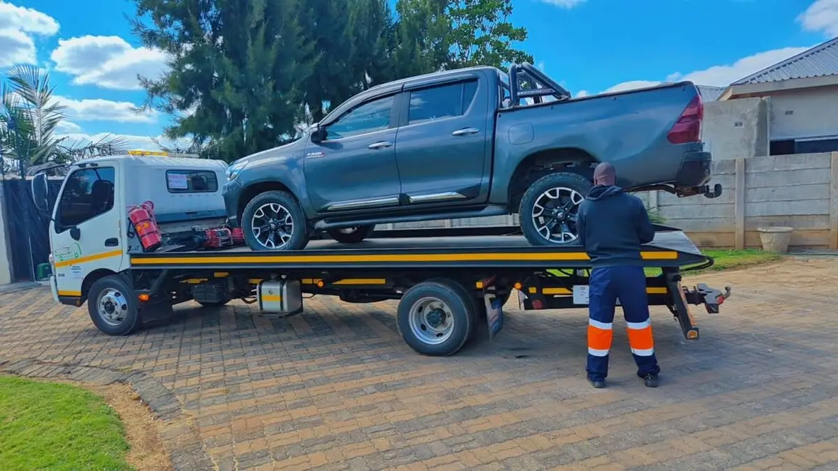 Billy Towing transporting a double-cab vehicle